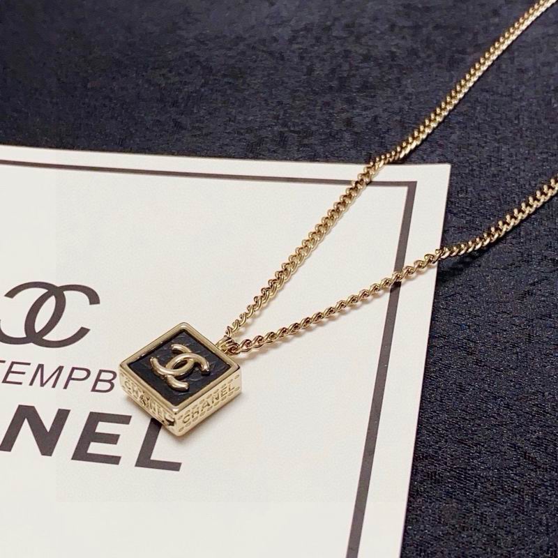 Chanel Necklace 04yxs118 (1)