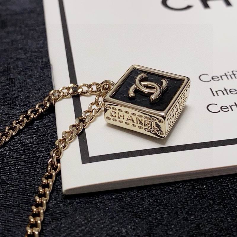 Chanel Necklace 04yxs118 (7)