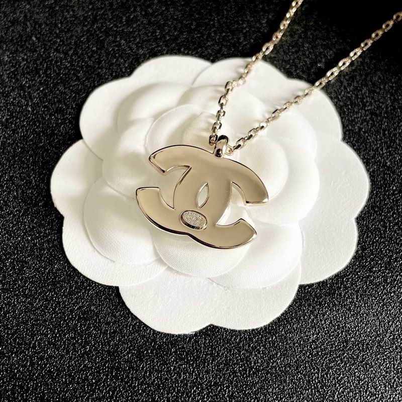 Chanel Necklace 04yxs125 (6)
