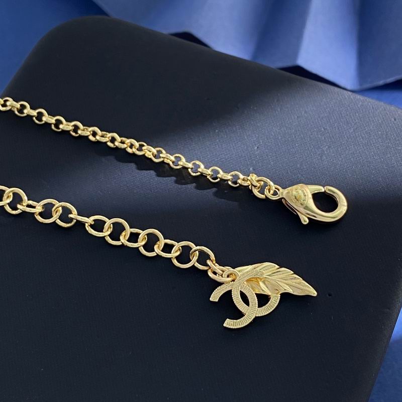 Chanel Necklace 04yxs129 (6)