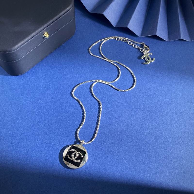 Chanel Necklace 04yxs138 (7)