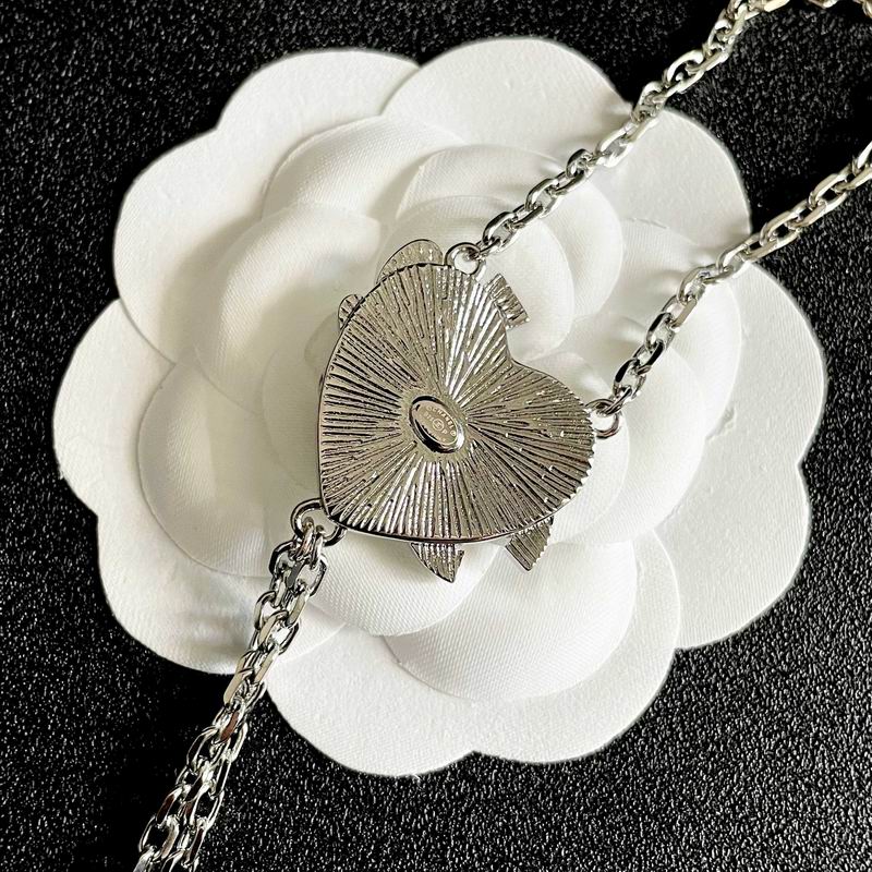 Chanel Necklace 04yxs140 (4)