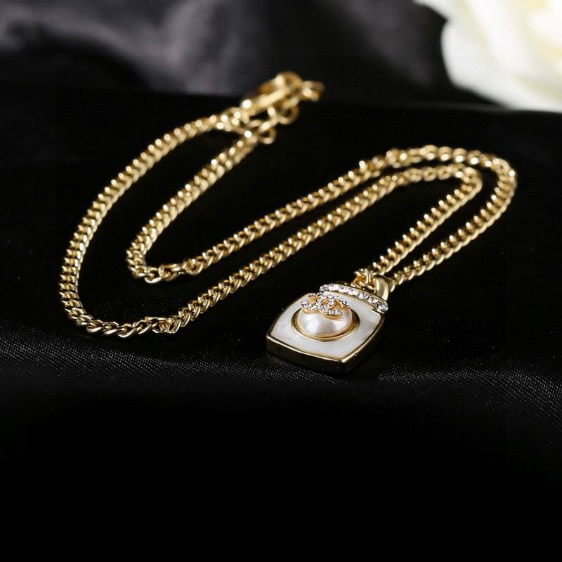 Chanel Necklace 04yxs171 (2)
