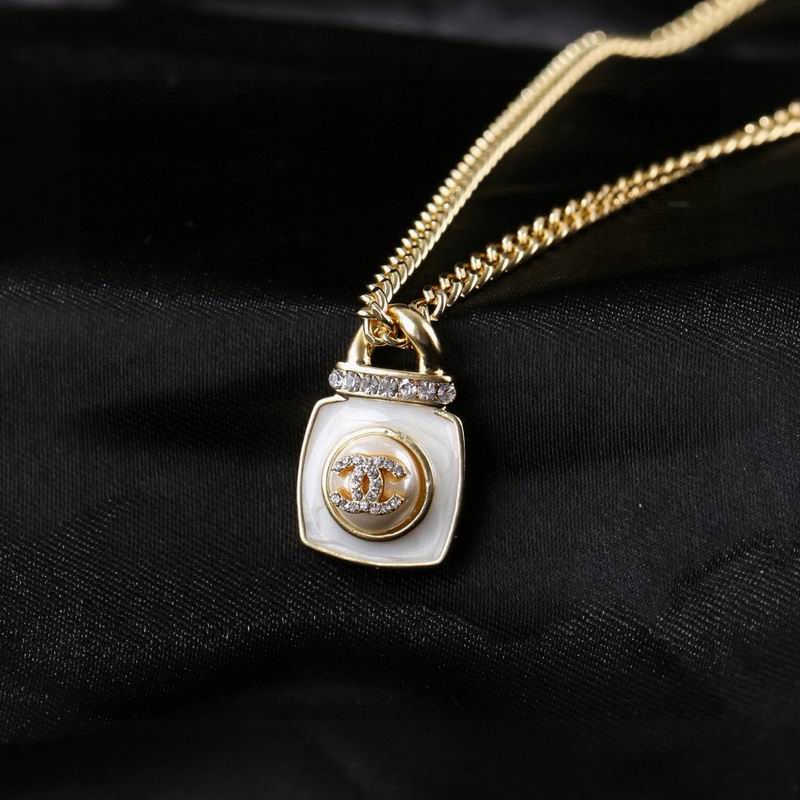 Chanel Necklace 04yxs171 (4)