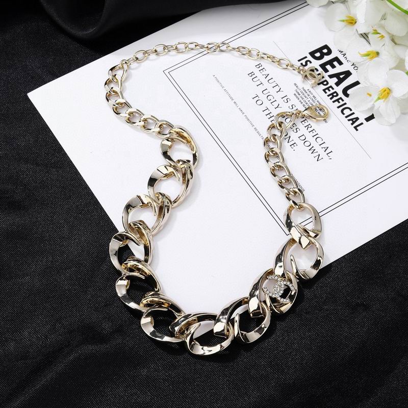Chanel Necklace 04yxs184 (2)