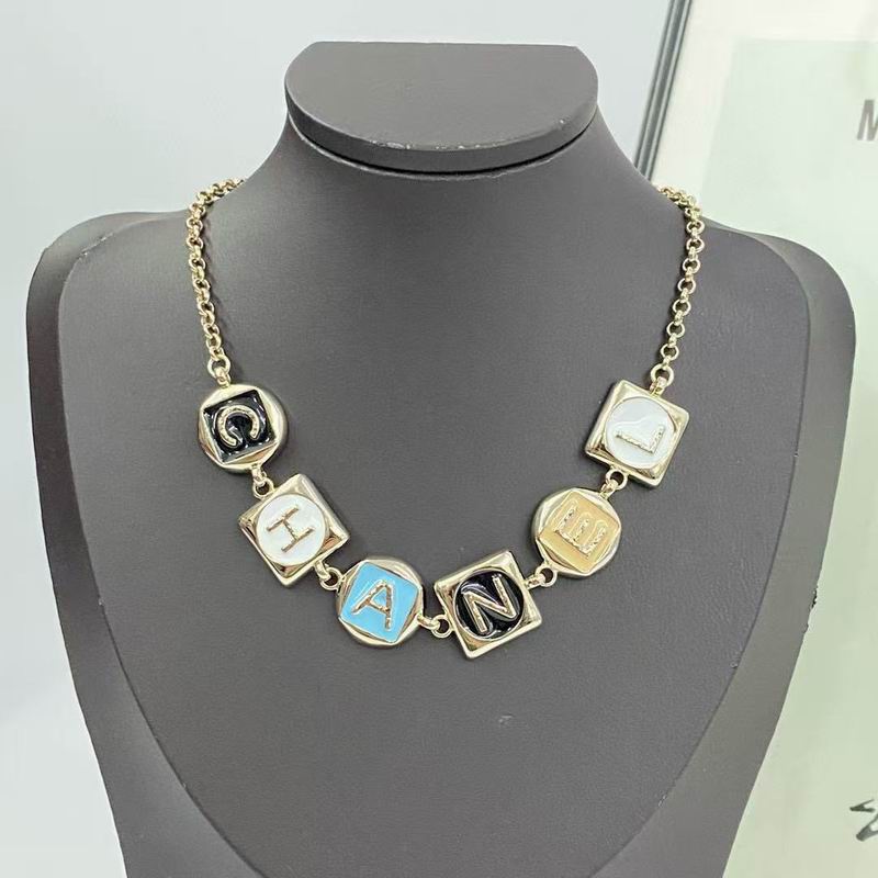 Chanel Necklace 04yxs199 (6)