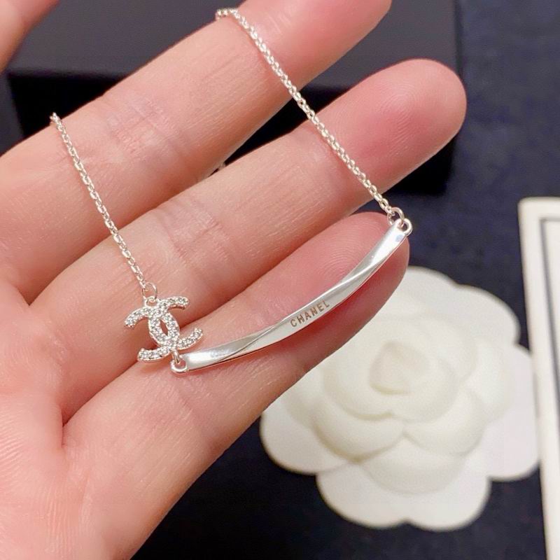 Chanel Necklace 04yxs201 (6)