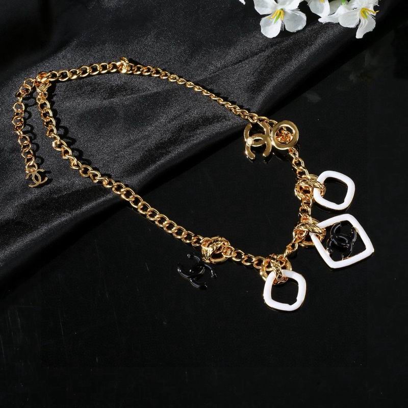 Chanel Necklace 05yxs208 (3)