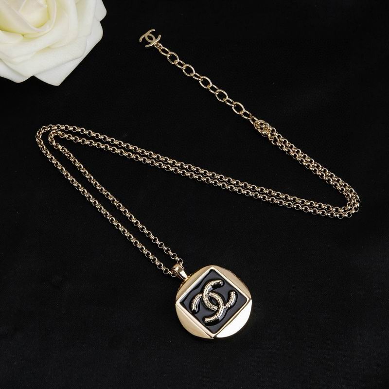 Chanel Necklace 05yxs213 (7)