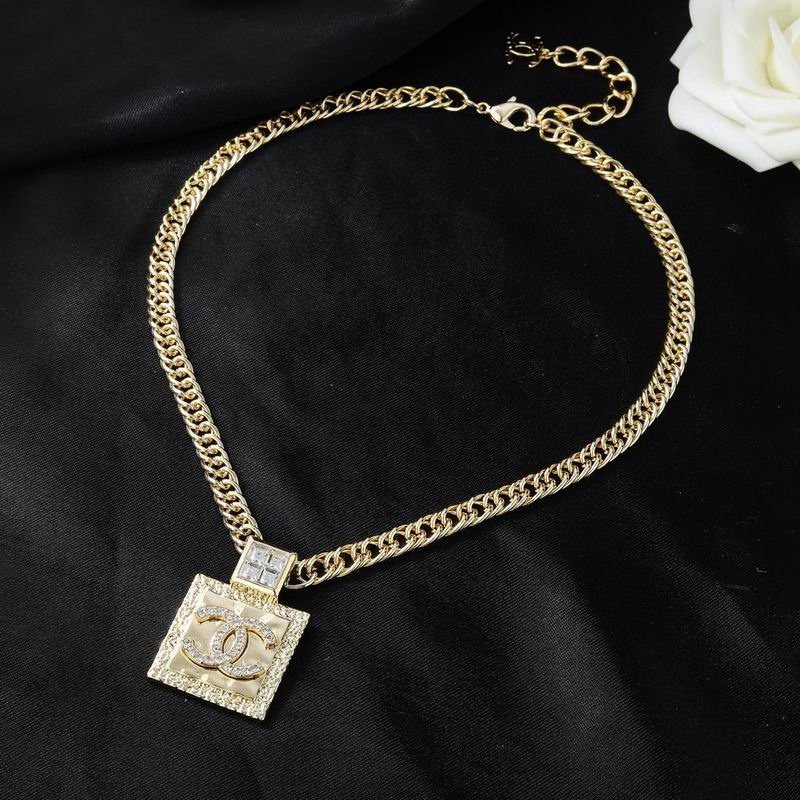 Chanel Necklace 05yxs226 (2)