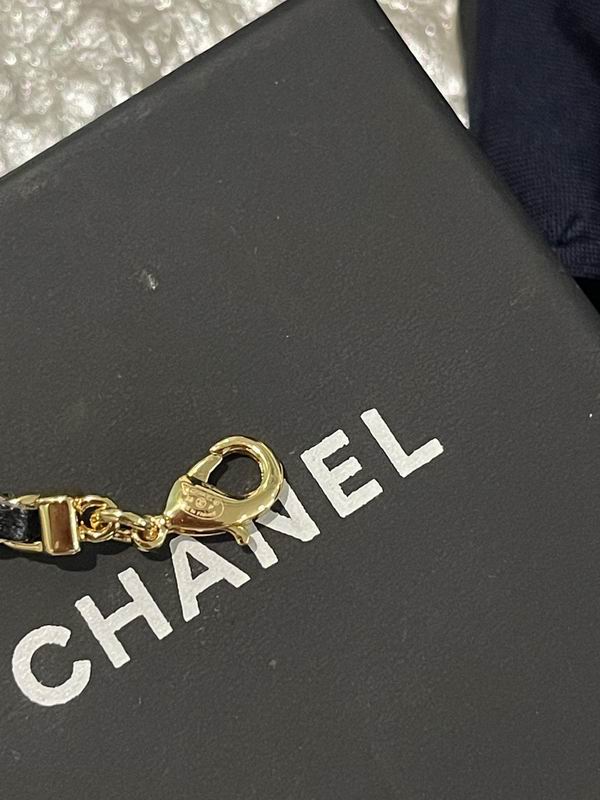 Chanel Suits 04yxs51 (5)