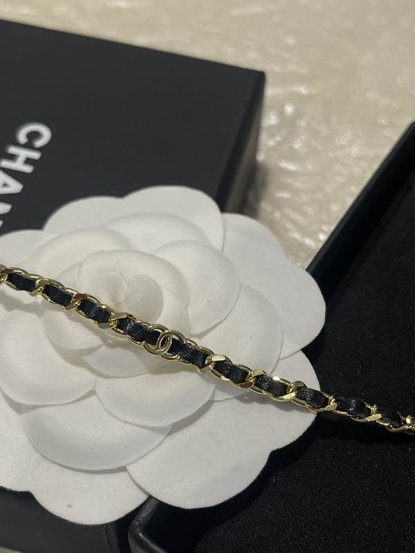 Chanel Suits 04yxs51 (8)
