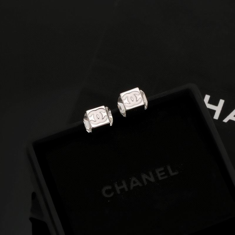 Chanel Suits 04yxs61 (6)
