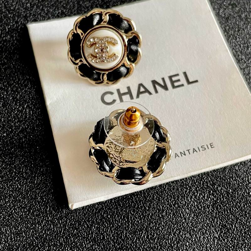 Chanel Suits 04yxs63 (6)