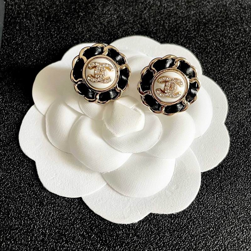 Chanel Suits 04yxs63 (7)