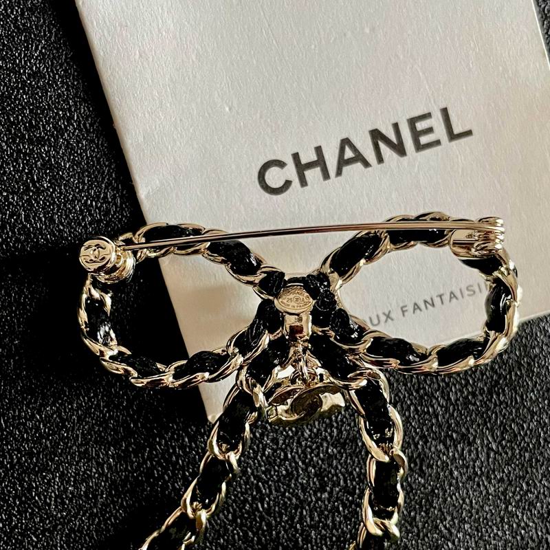 Chanel Suits 04yxs69 (16)