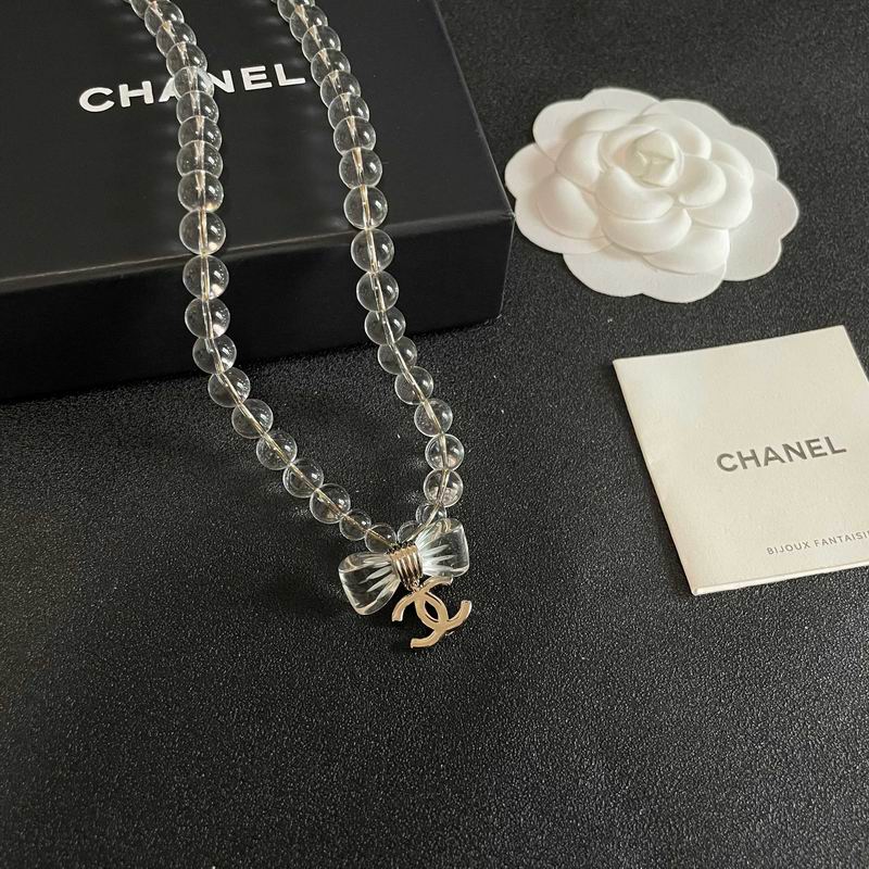 Chanel Suits 04yxs70 (2)