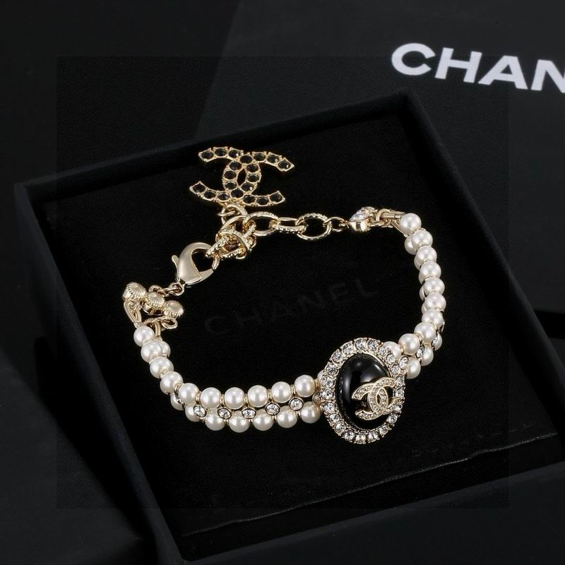 Chanel Suits 05yxs74 (4)