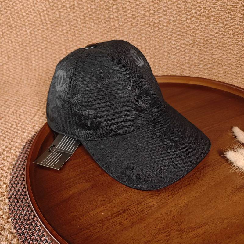 Chanel cap dx (723)