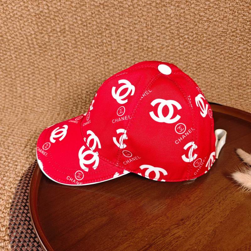 Chanel cap dx (733)