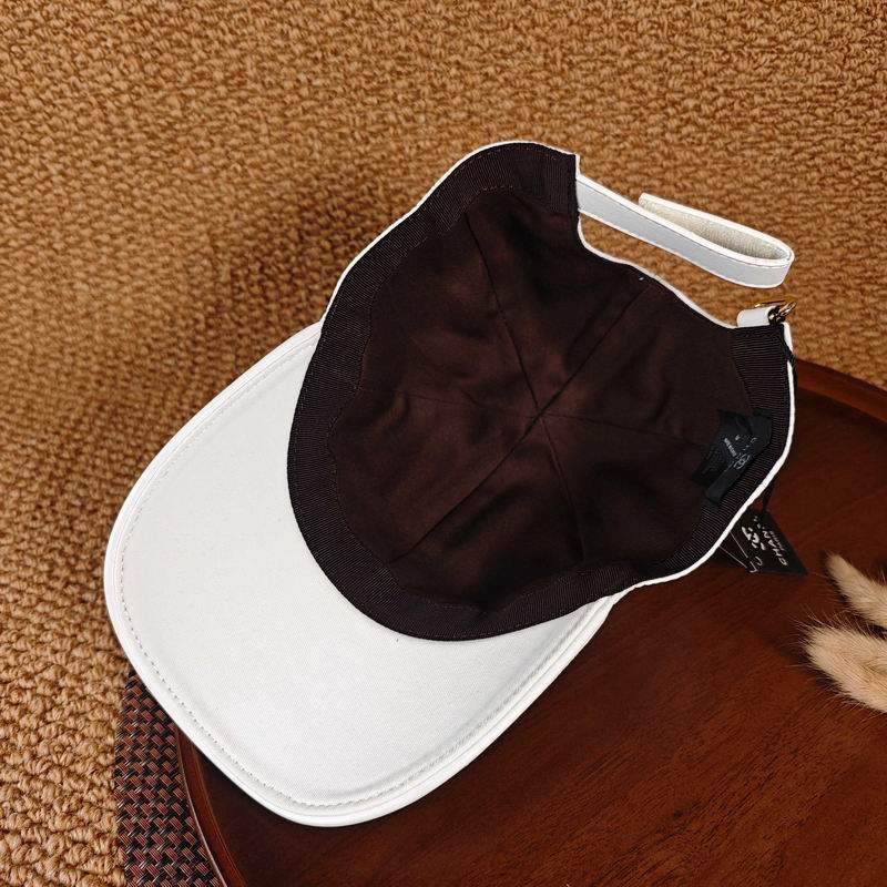 Chanel cap dx (744)