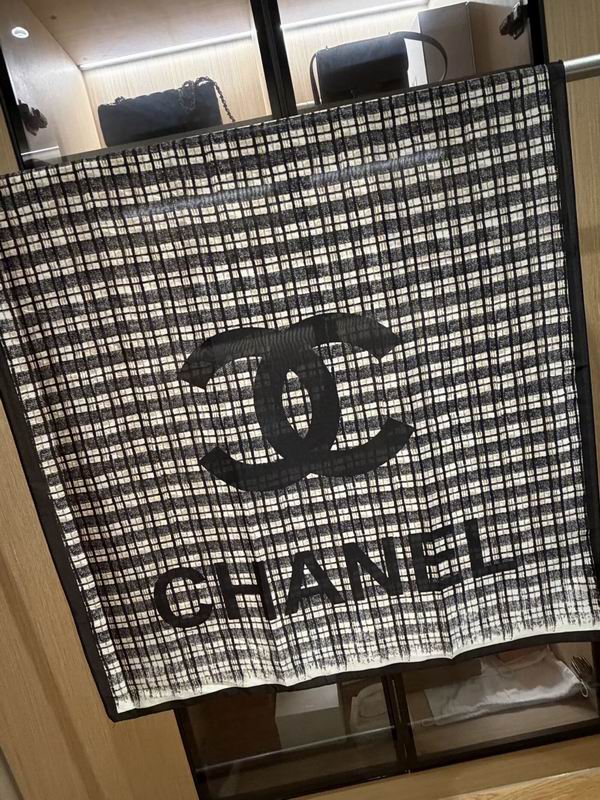 Chanel scarf 90-180cm E23 (4)