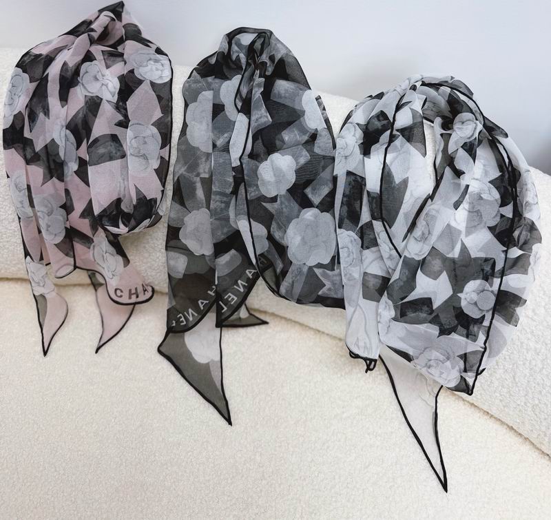 Chanel silk scarf 25X180cm E07 (2)
