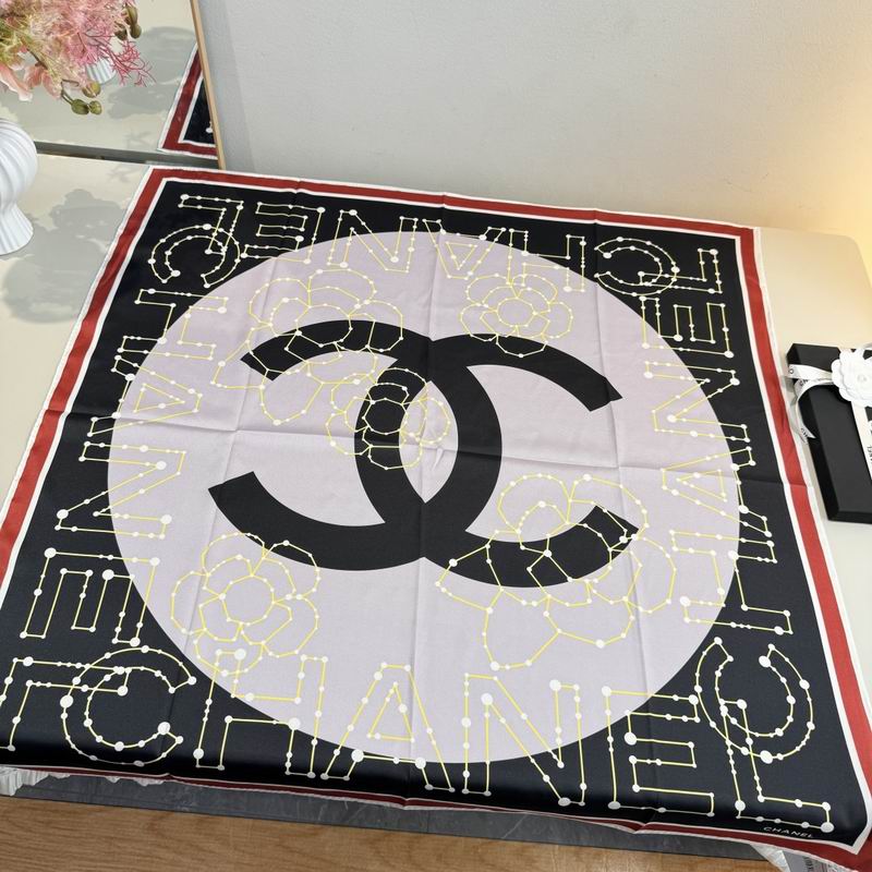 Chanel silk scarf 90X90cm E11 (27)