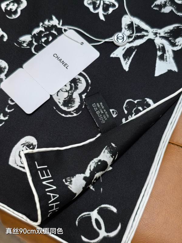 Chanel silk scarf 90X90cm E19 (4)