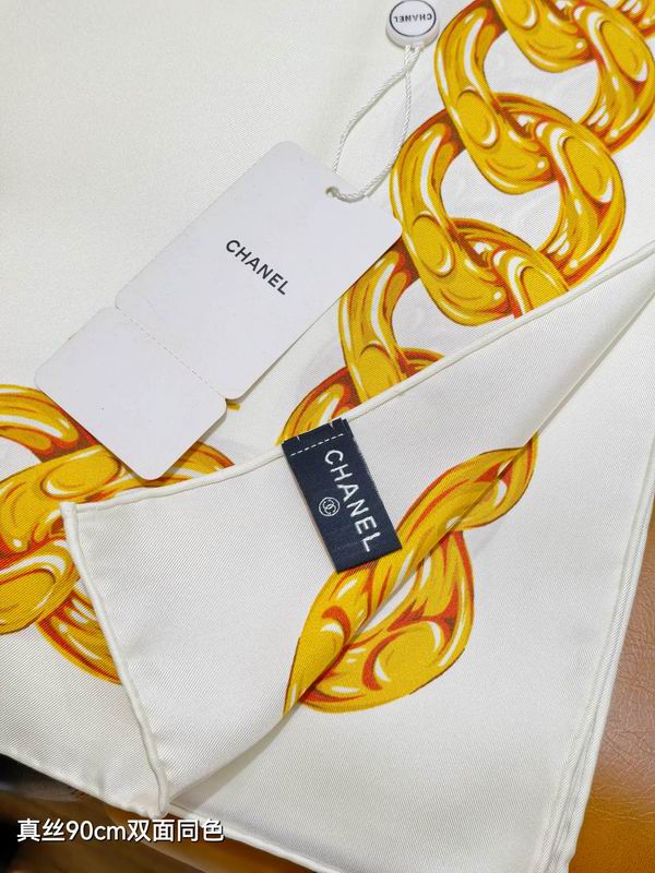 Chanel silk scarf 90X90cm E26 (4)