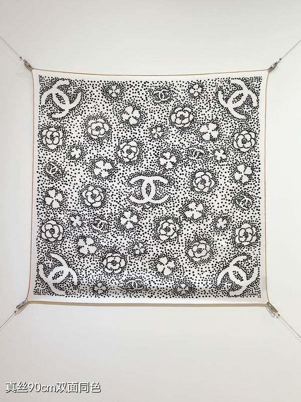 Chanel silk scarf hm (95)