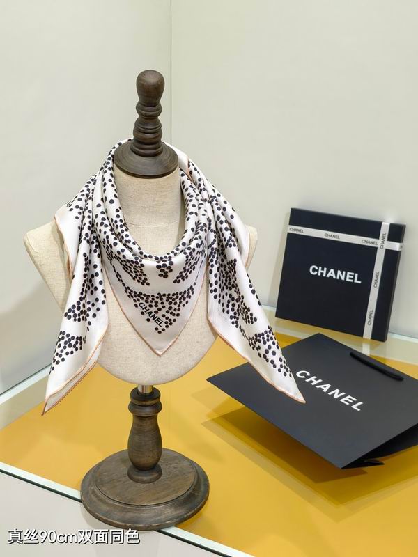 Chanel silk scarf hm (97)
