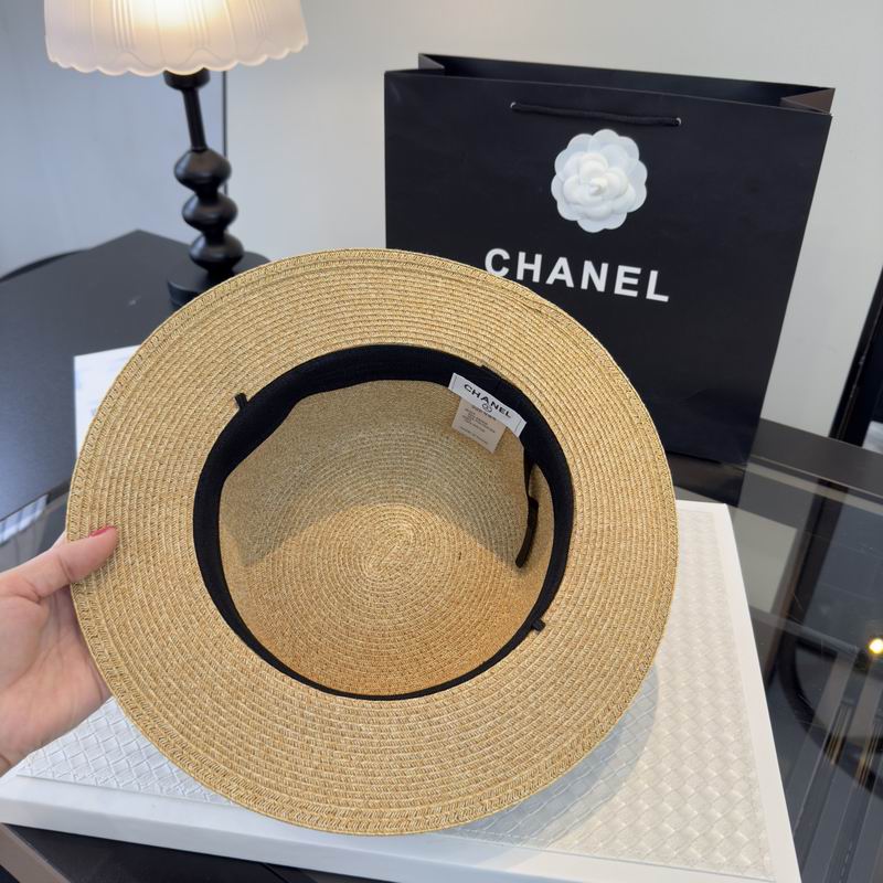 Chanel top hat (1000)