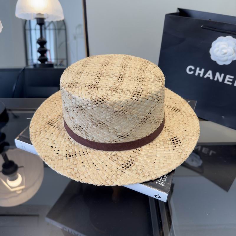 Chanel top hat (664)