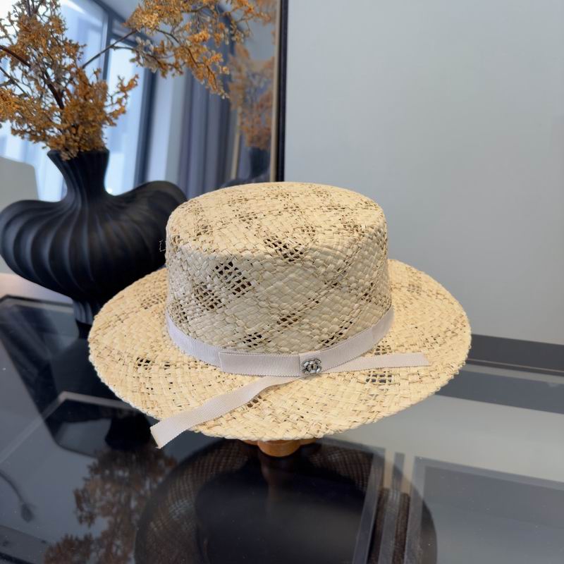 Chanel top hat (676)