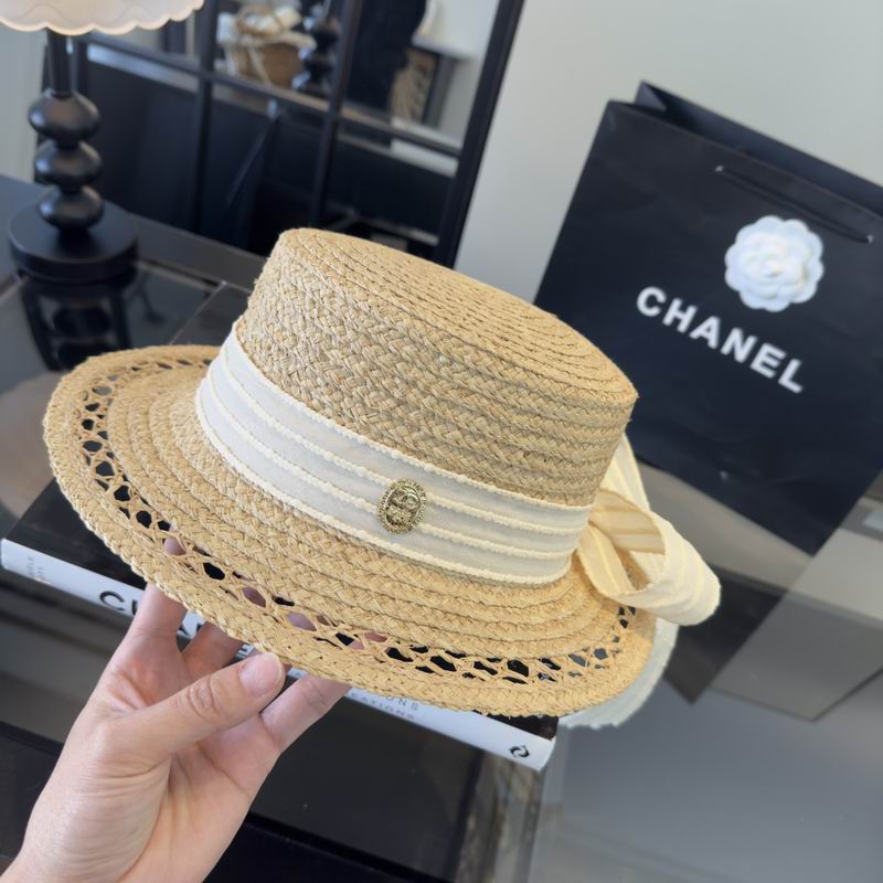 Chanel top hat (686)