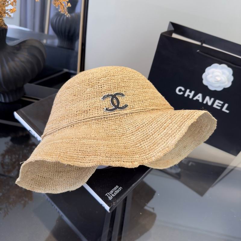 Chanel top hat (693)