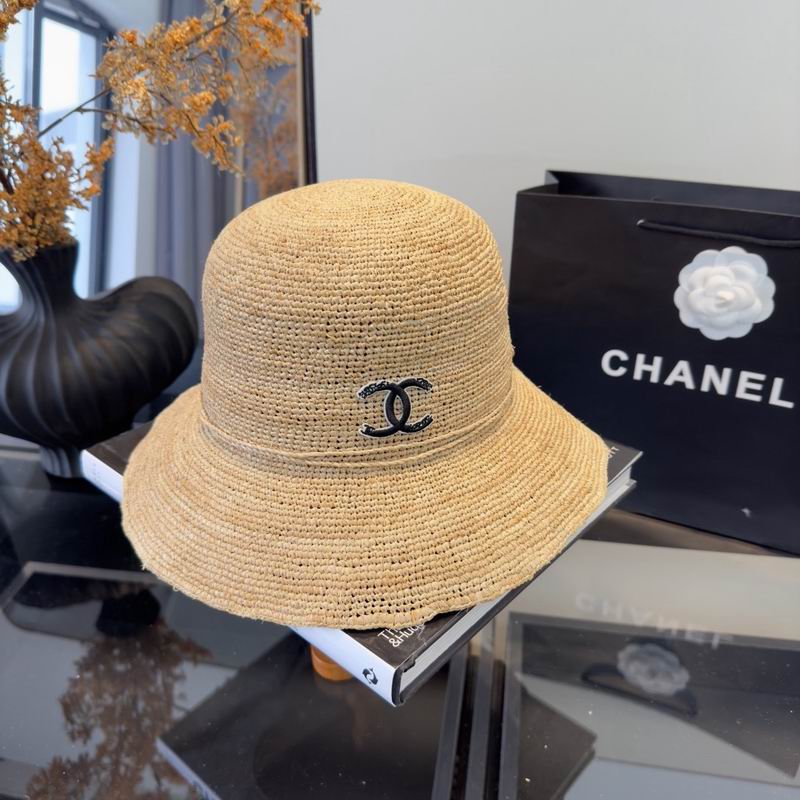 Chanel top hat (697)