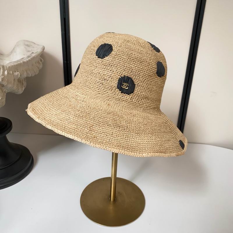 Chanel top hat (741)