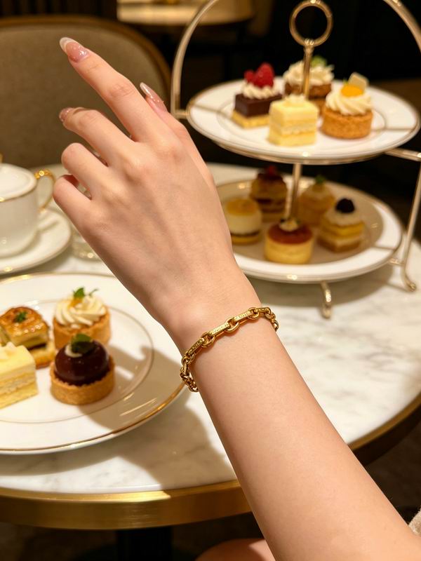 Chrome Hearts Bracelet  05yxs220 (8)