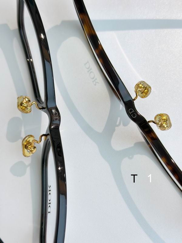 Dior S2F 52 16-145 a 06