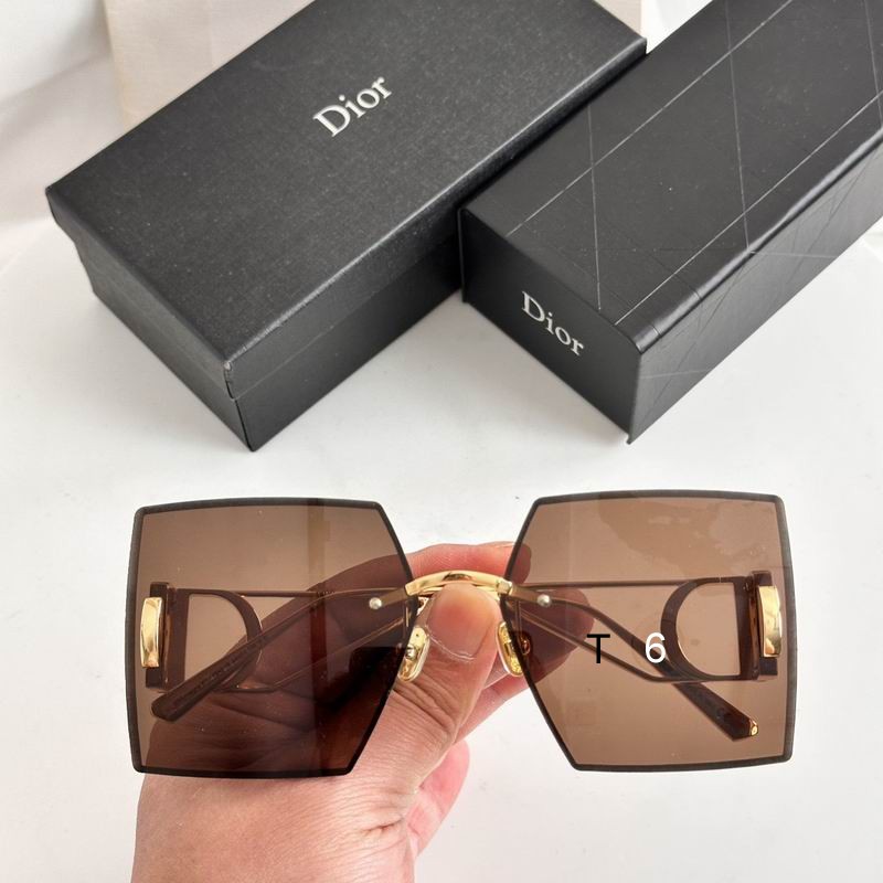 Dior S7U 64 14-135 e02