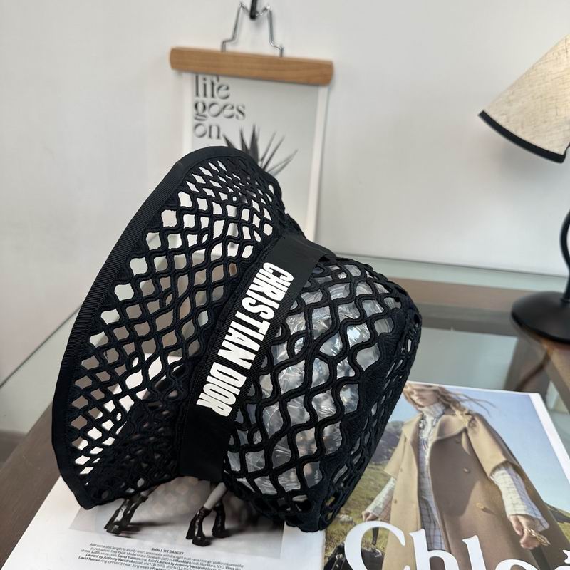 Dior hat dx (132)