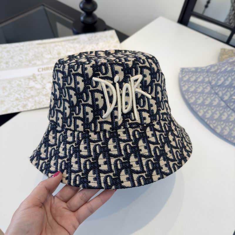 Dior hat dx (341)
