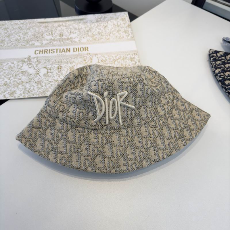 Dior hat dx (355)