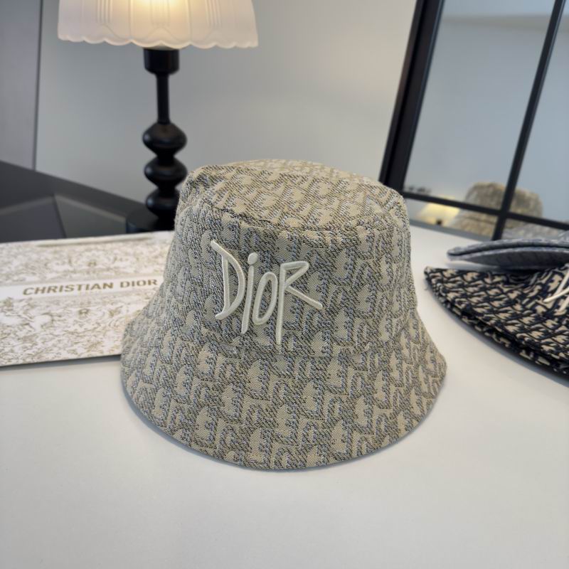 Dior hat dx (359)