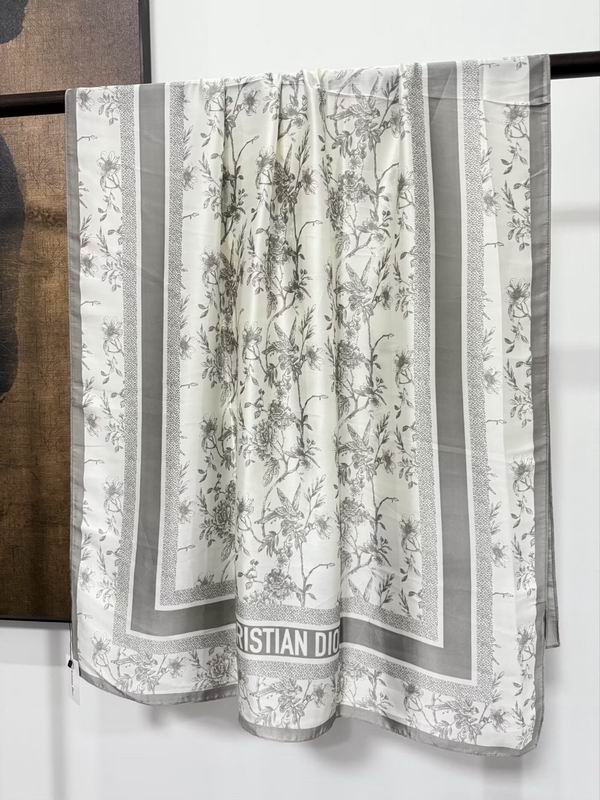 Dior scarf 90-180cm E27 (1)
