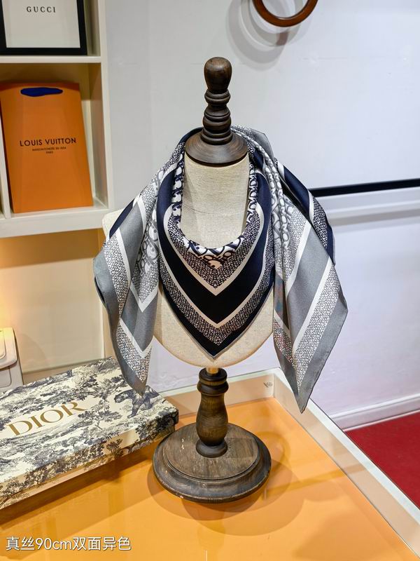 Dior silk scarf 90X90cm E20 (31)