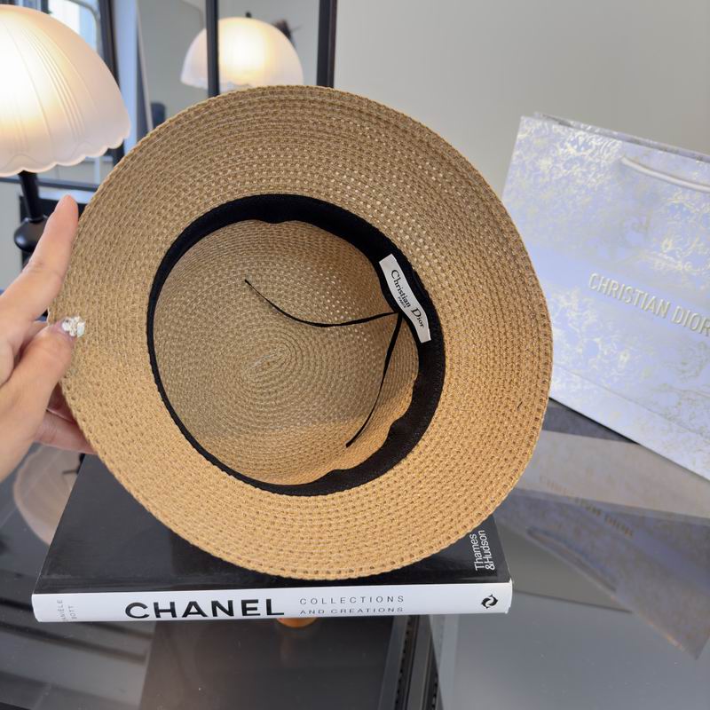 Dior top hat (338)