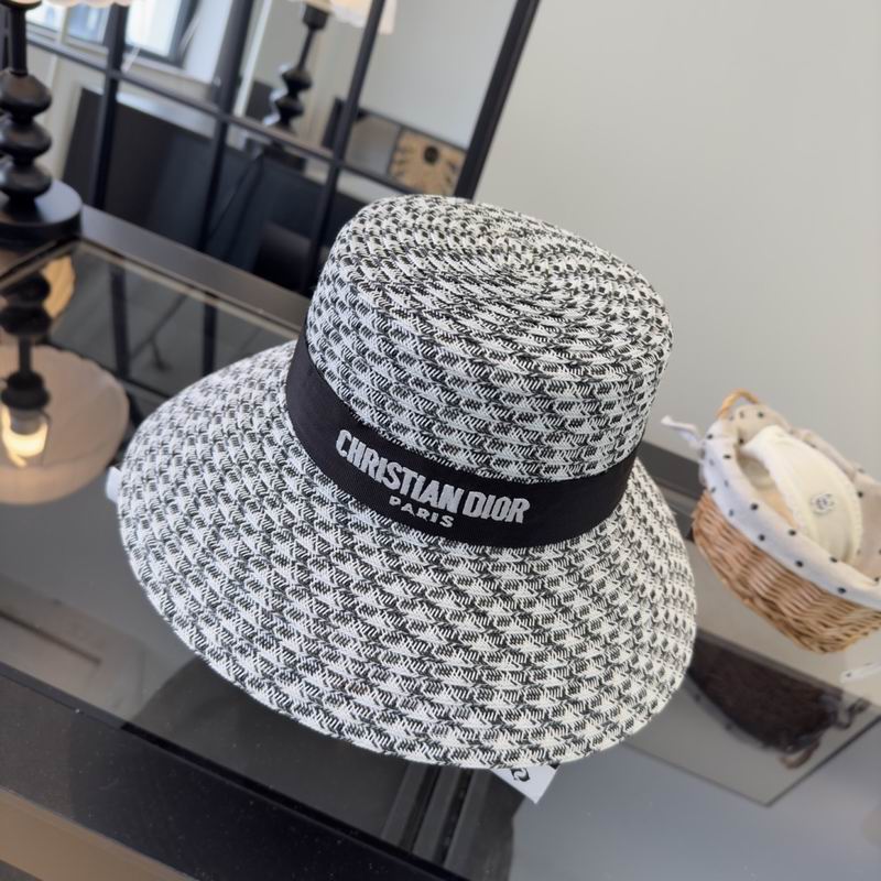Dior top hat (862)